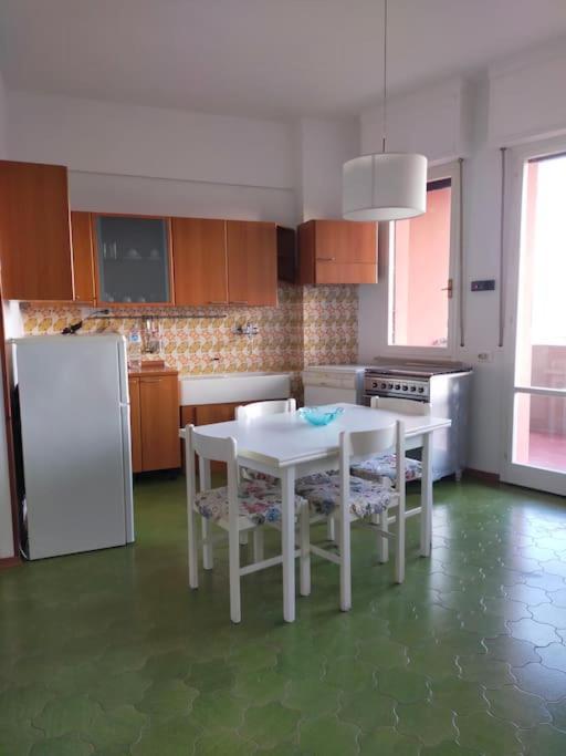 Casa Di Baia Lägenhet Pesaro Exteriör bild